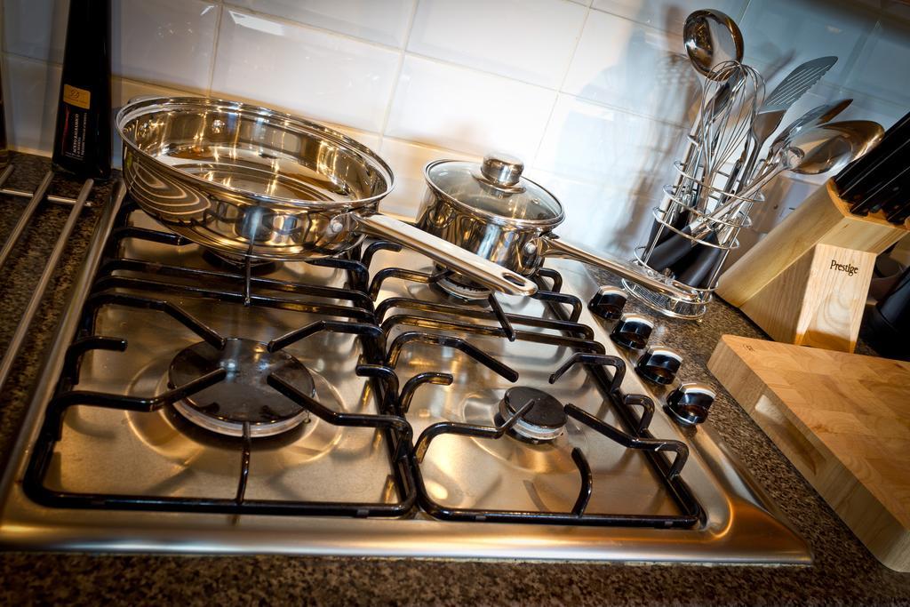 The Lindley Suite - Simple2Let Serviced Apartments Huddersfield Kamer foto