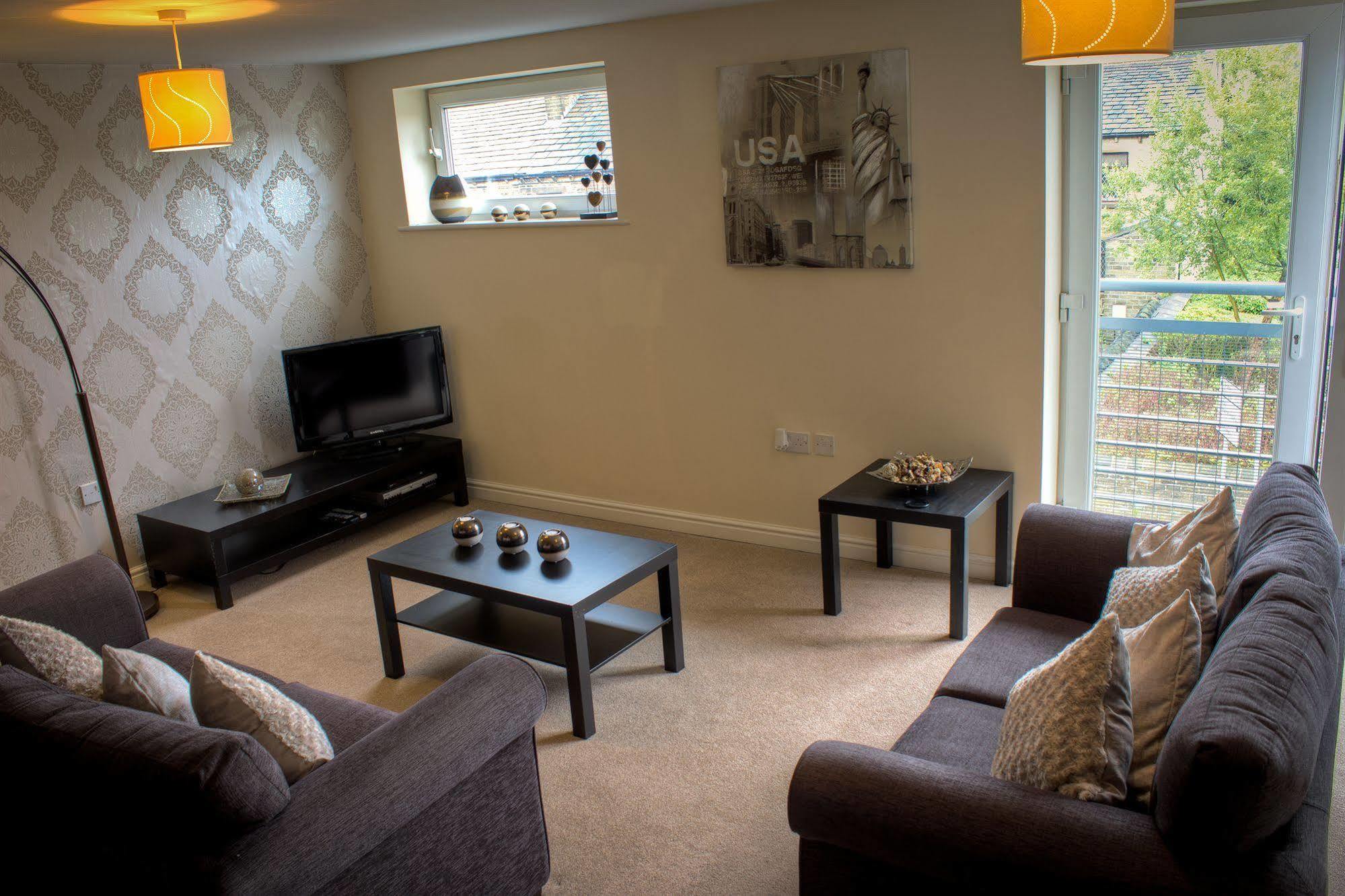 The Lindley Suite - Simple2Let Serviced Apartments Huddersfield Buitenkant foto