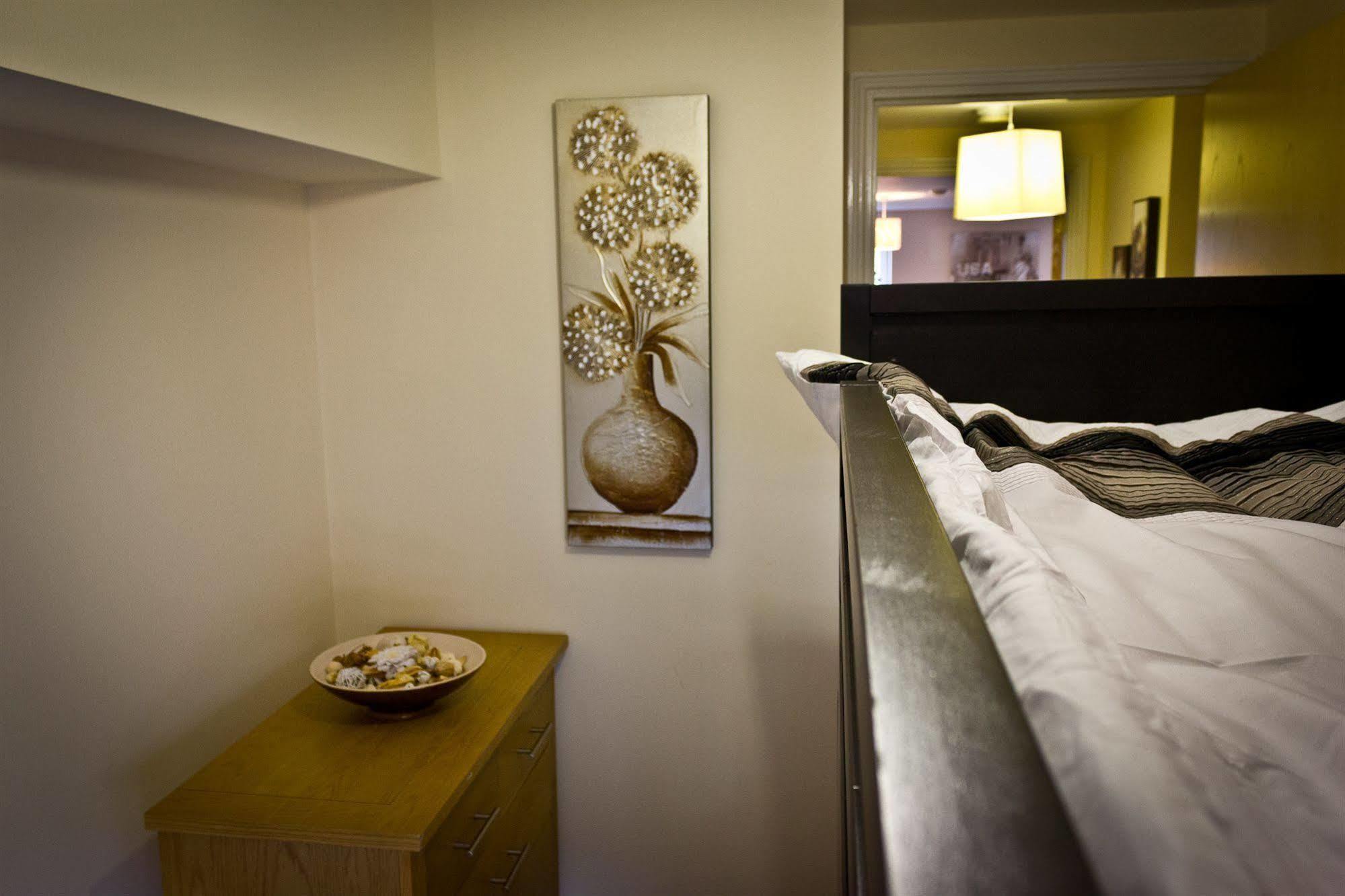 The Lindley Suite - Simple2Let Serviced Apartments Huddersfield Buitenkant foto