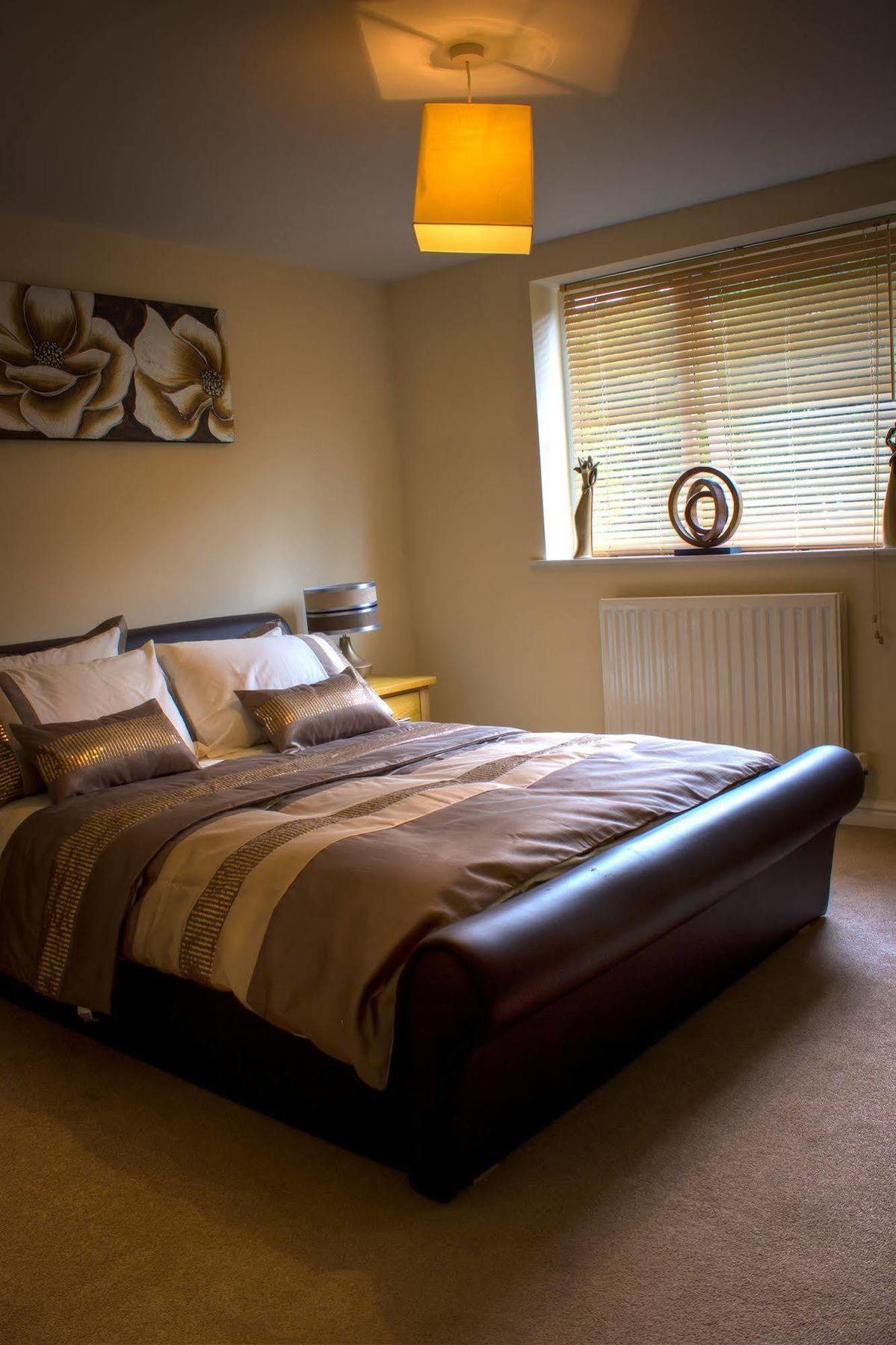 The Lindley Suite - Simple2Let Serviced Apartments Huddersfield Buitenkant foto